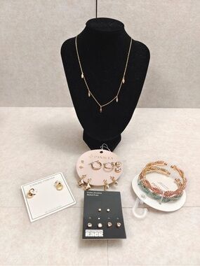 NWT Nordstrom Jewelry Bundle Necklace, Bracelet & Earrings Gold & Multi Color